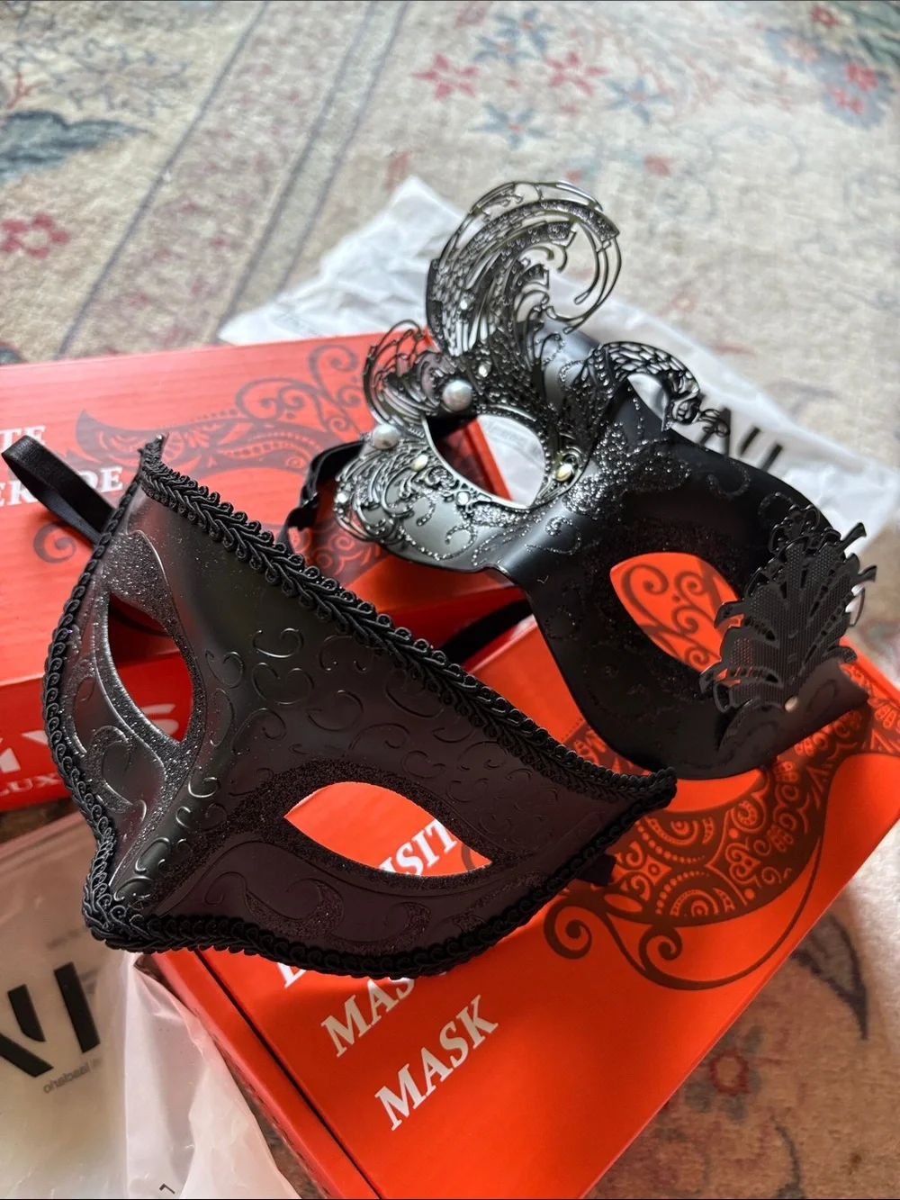 NWT Black Venetian Masquerade Mardi Gras Couples Masks